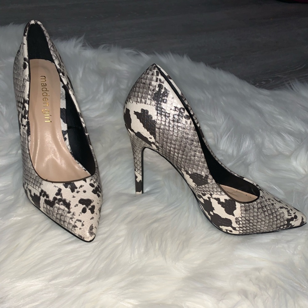 pointed snake skin heels